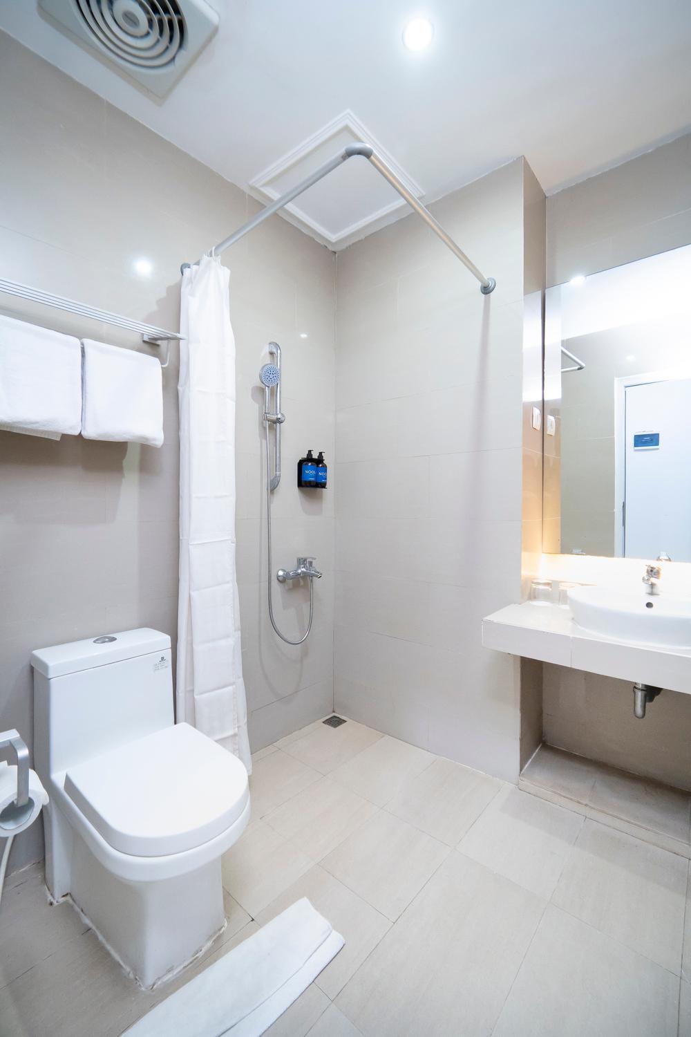 Noola Hotel Cilacap Eksteriør billede