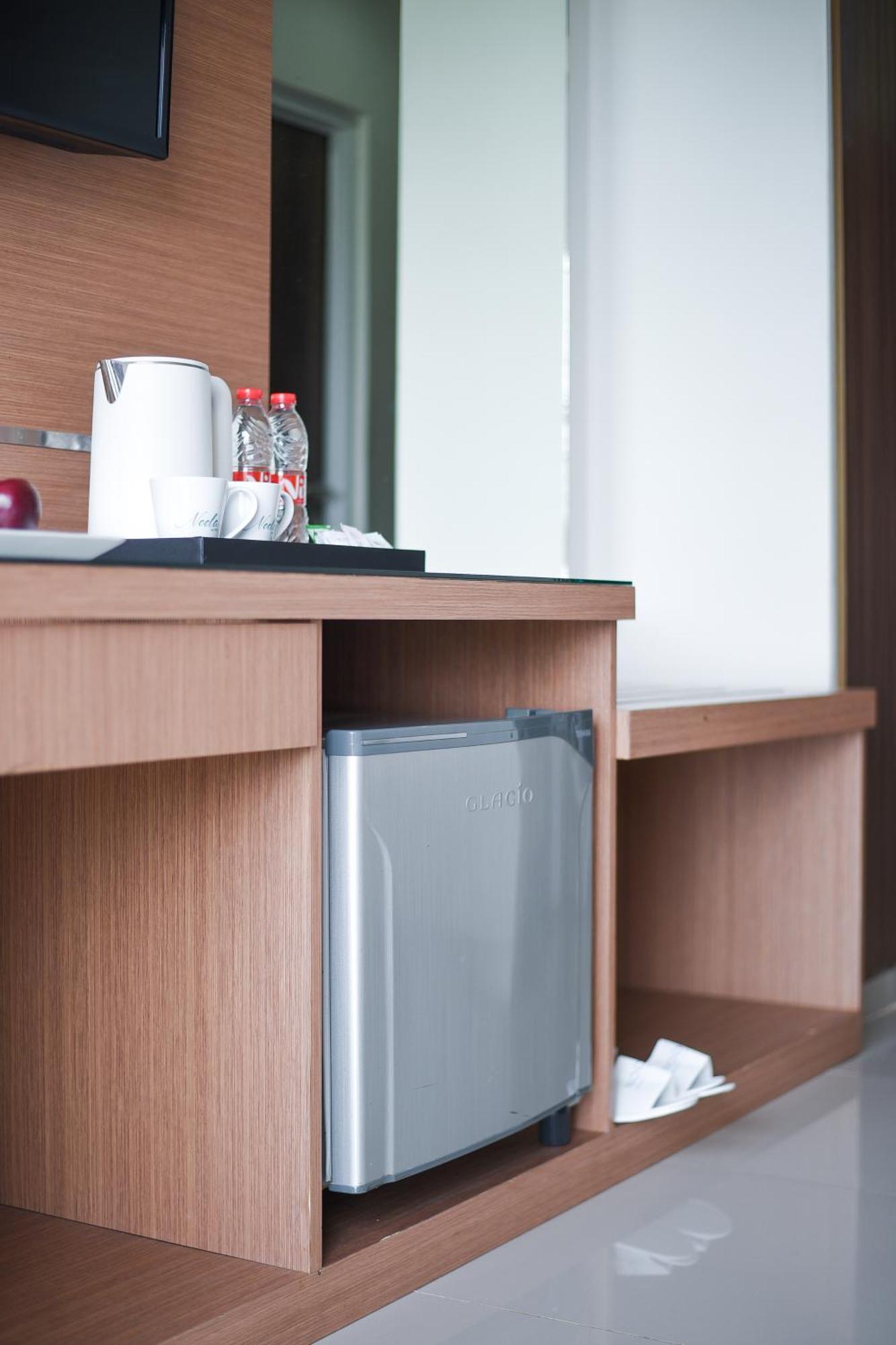 Noola Hotel Cilacap Eksteriør billede